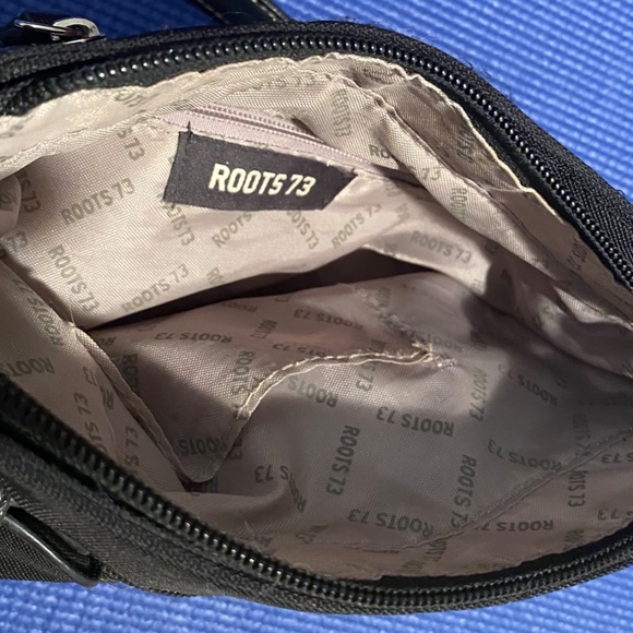 🥳SOLD🥳   Roots bag - Picture 9 of 9